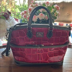 Dooney & Bourke vintage Croc-Embossed Red Handbag